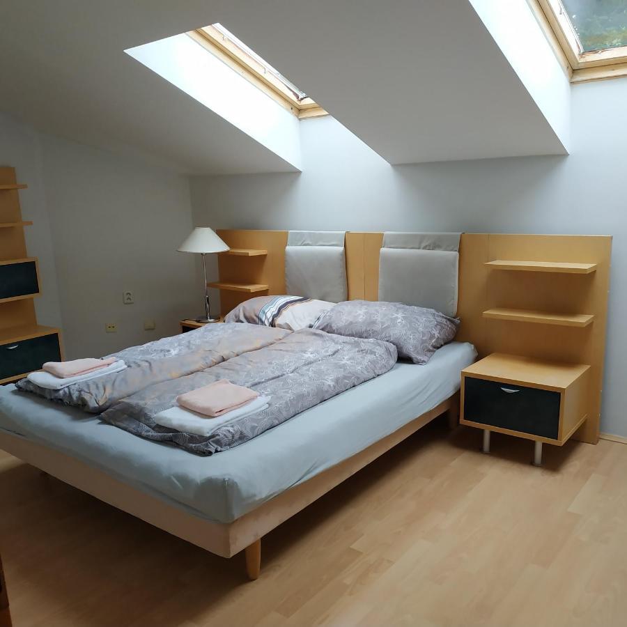 Apartmany Puerto Senec Bagian luar foto